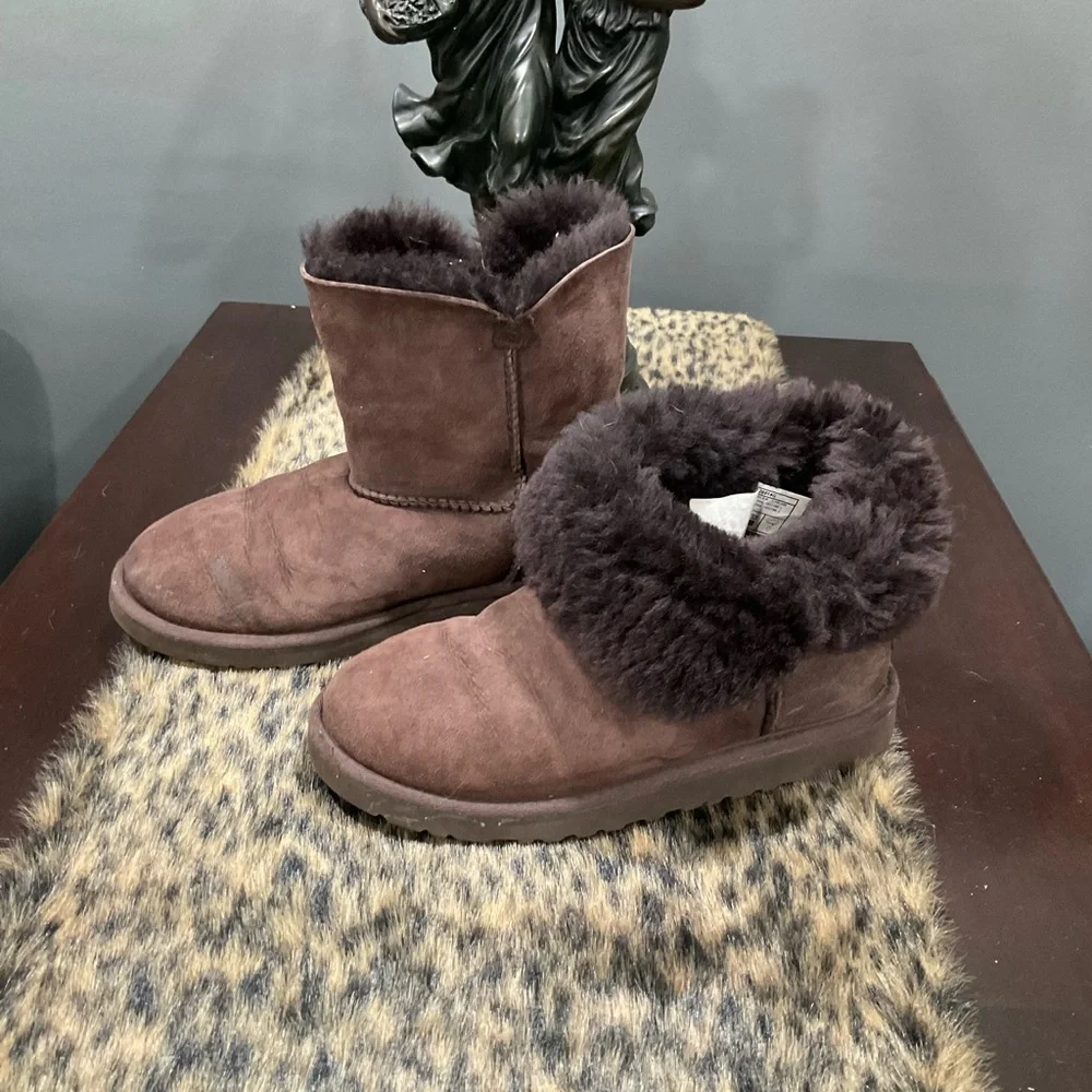 UGG BAILEY BUTTON‎ LEATHER BOOTS